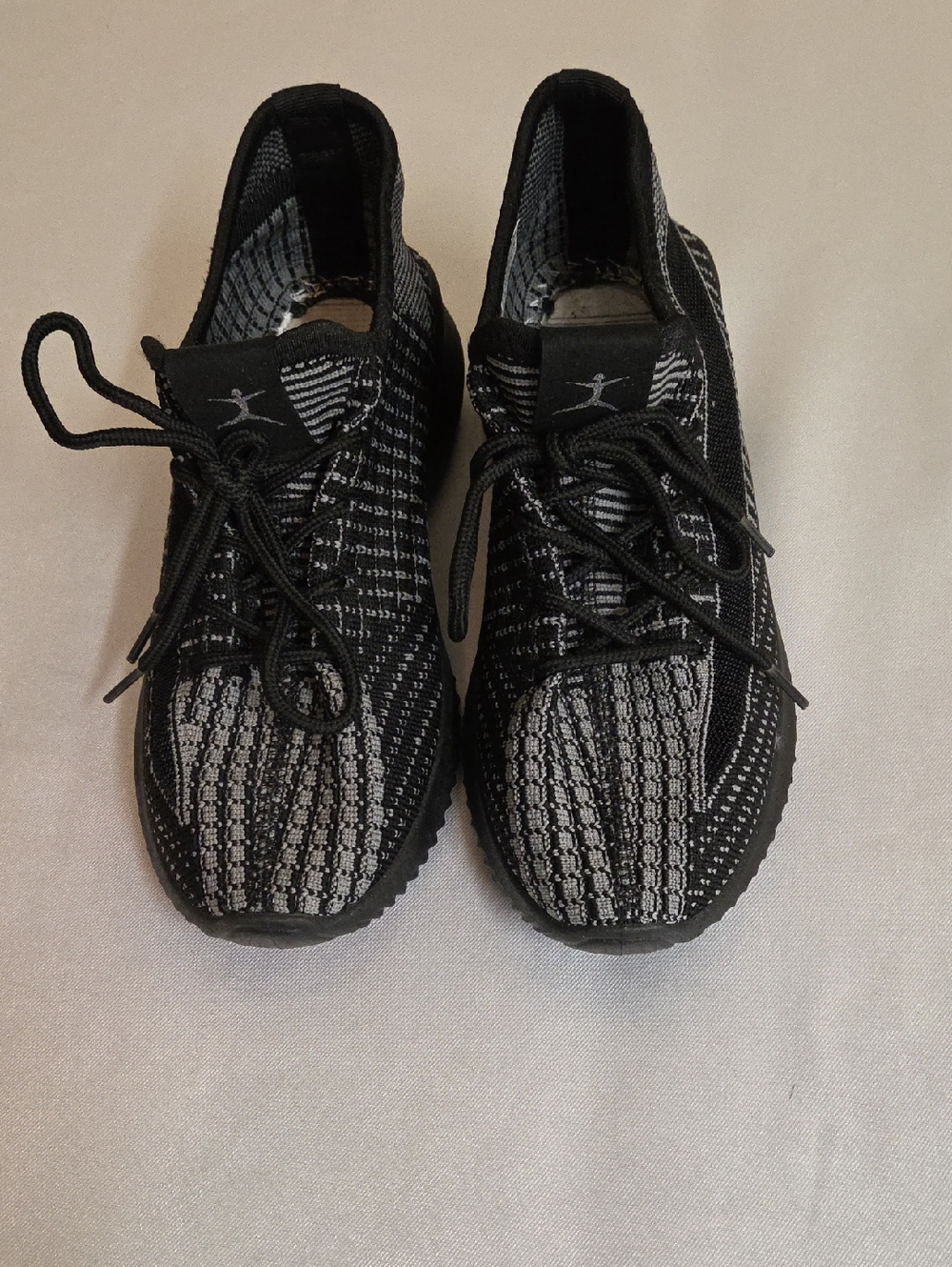 Danskin Ecstatic Mesh Lace Up Tennis Shoes Gray And Black